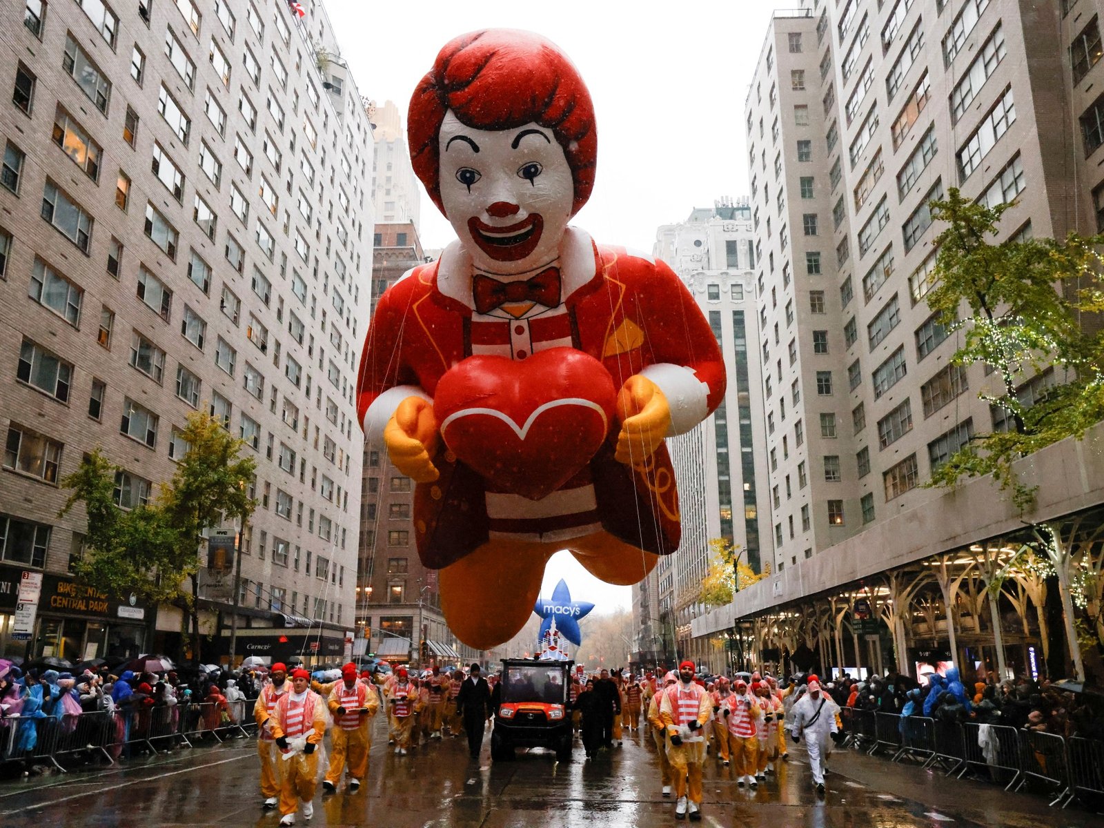 Rain and protest dampen Macy’s annual Thanksgiving Day parade in New York