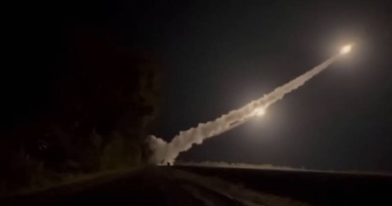 மூன்றாம் உலகப்போர்? ரஷ்யா அணு ஆயுத மிரட்டல், அலறும் உலக நாடுகள் – சிறப்பு கட்டுரை!