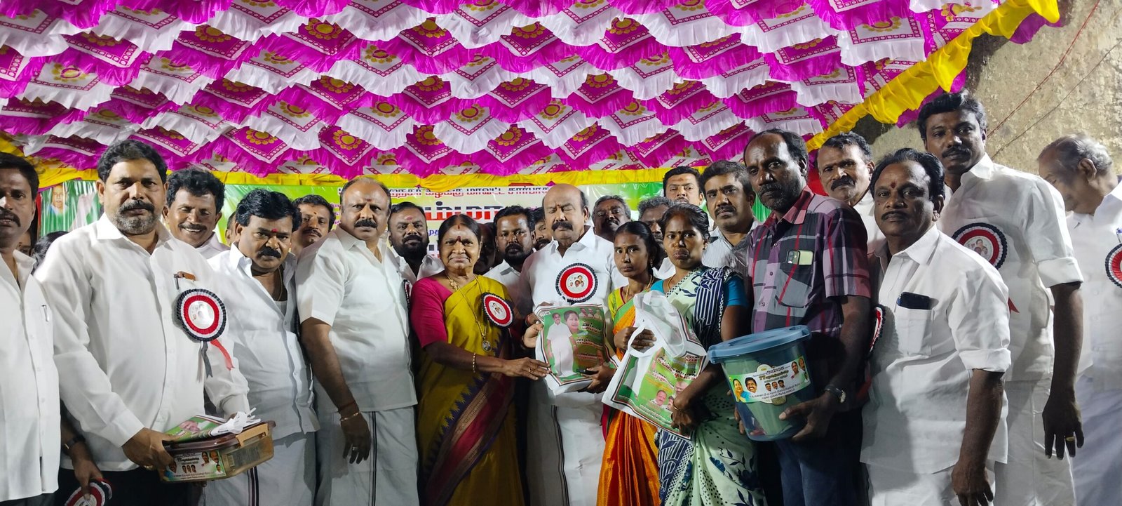 மறைந்த முன்னாள் முதல்வர் ஜெயலலிதாவின் 77வது பிறந்தநாள் முன்னிட்டு நலத்திட்ட உதவிகள்