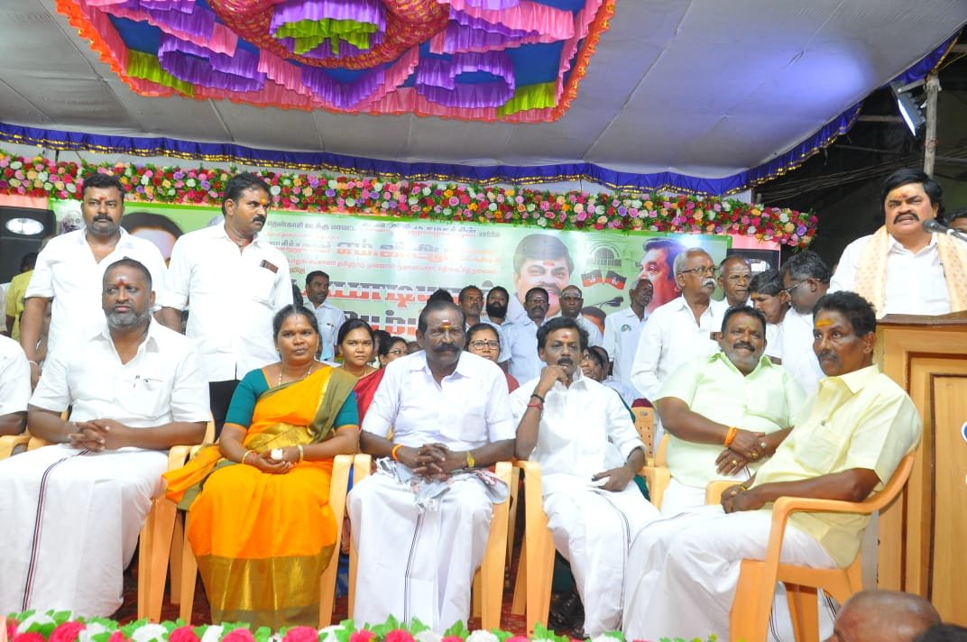 சங்கரன்கோவிலில் நடைபெற்ற பொதுக்கூட்டத்தில் முன்னாள் அமைச்சர் ராஜேந்திர பாலாஜி பேச்சு