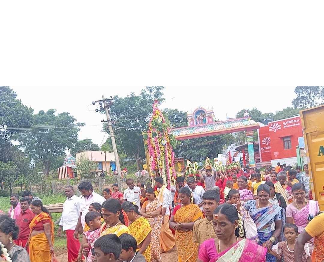 ஏலகிரி மலை ஊராட்சியில் ஓம்சக்தி நகர் மேல்மருவத்தூர் சுயம்பு அருள்மிகு ஆதிபராசக்தி மன்றத்தில் மழை வளம் வேண்டி 19 ஆம் ஆண்டு விழா!